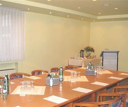 Biohotel Am Lunik Park Hohen Neuendorf Einrichtungen foto